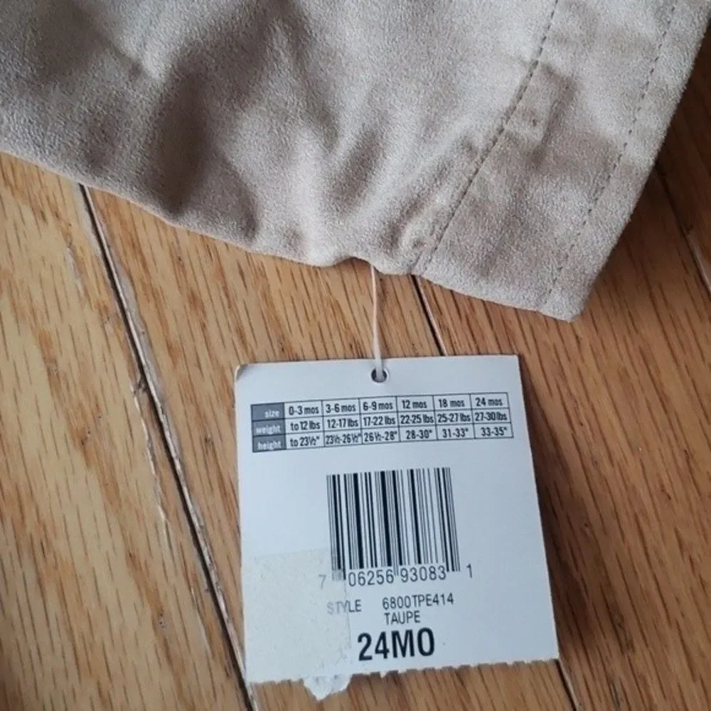 NWT Floral Lightweight Jacket 24 months. Sooooo soft!